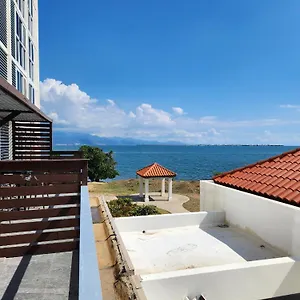 ocean-view-and-balcony-studio-at-bayfront-apartments-portmore.comcaribbean.com/